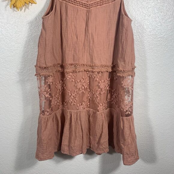 Altar’d State Rose Blush Sleeveless Embroidered Boho Dress Cotton Dress Size L - Picture 5 of 8